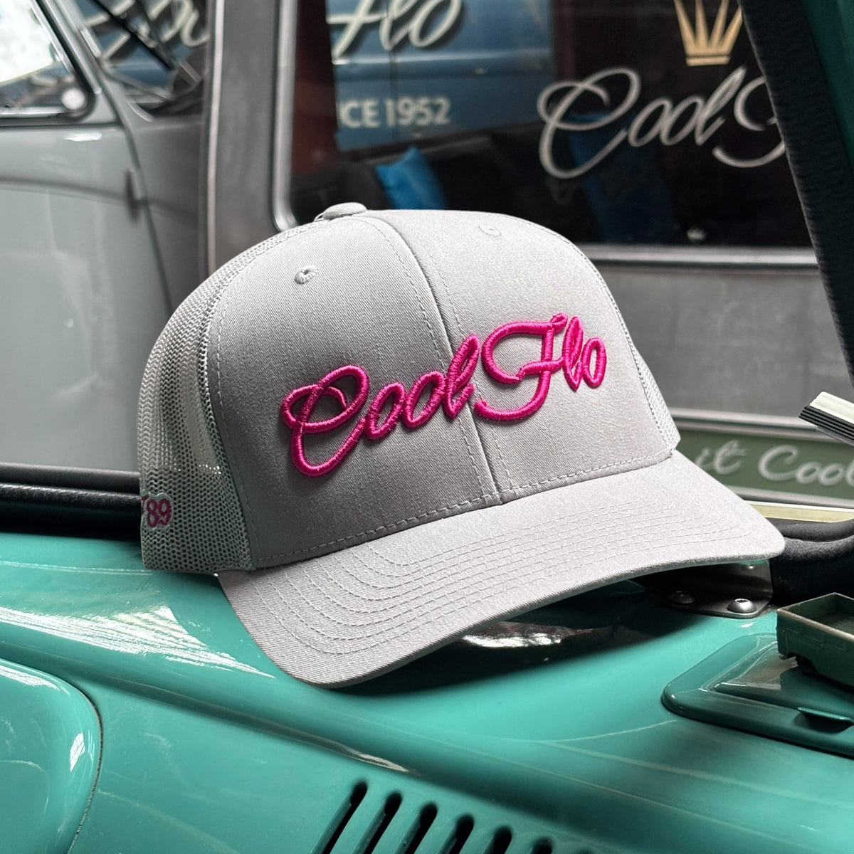 Cool Flo 3D Script Trucker Cap - Silver/Pink