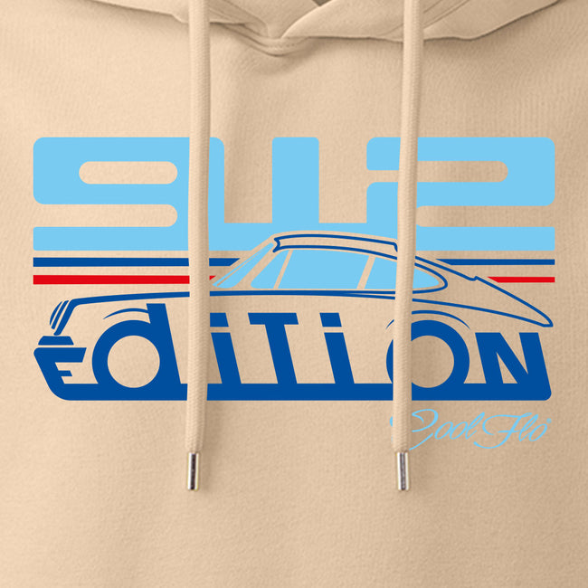 Cool Flo Porsche 912 sand hoody - Martini Edition with blue and red print. Design close-up