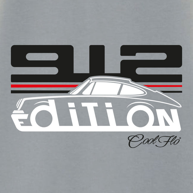 Cool Flo Porsche 912 grey t-shirt - GT Edition with black, white and red print. Design close-up.